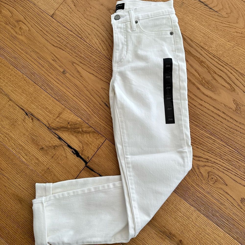 NWT Banana Republic White Skinny Jean